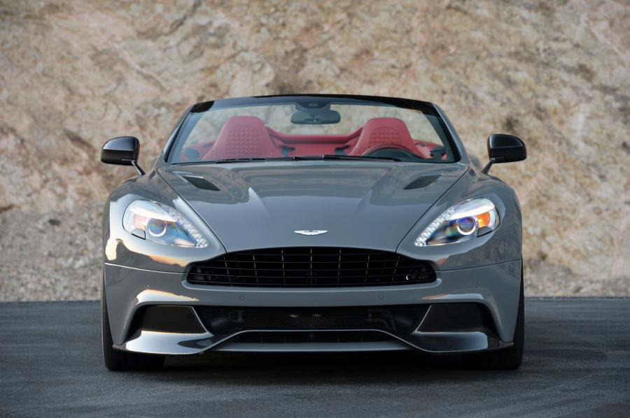  Aston Martin Vanquish Volante 2013 года  (NA) (фото 34 из 36)